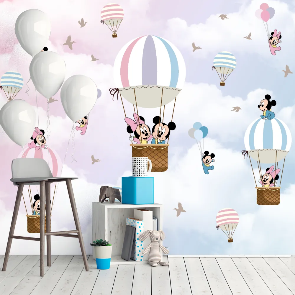 Papel de Parede Infantil Mickey e Minnie no Balão Rosa e Azul